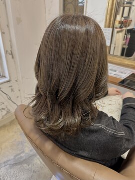 サンバイセライロ 千葉(SAN. by celilo) オリーブベージュ/ニュアンスカラー/似合わせカラー