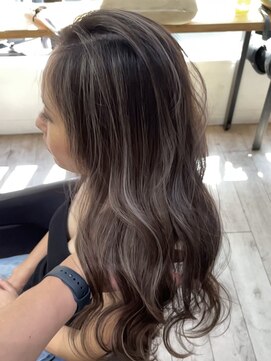 アップ(A+hair) ハイライトカラーミルクティーケアブリーチ白髪ぼかし髪質改善