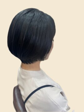 コティ(Kotii) ショートボブ