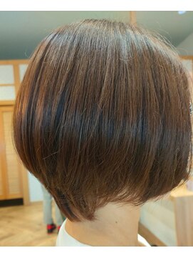 カシータフロル 守山(Casita flor) ショートボブレイヤー