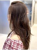 横浜ミディアムウルフレイヤーロングハッシュカットくびれヘア