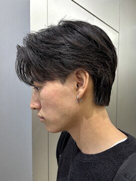 カルム(kalm) 毛流れセンターパートニュアンスパーマカルマヘアメンズパーマ