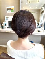 ヘアーメイクロージー 八軒店 (HAIR MAKE ROSY) 横顔を彩る立体感ショートボブ&シルク髪カラー