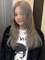 スリット(slit)&nbsp;グレージュレイヤーカット