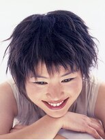 ソラ(Sora) マッシュルームベースの優しいニュアンスパーマスタイル