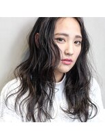 ヘアー アイス ルーチェ(HAIR ICI LUCE) ナチュラル ルーズ リラックス ウェーブ アッシュ