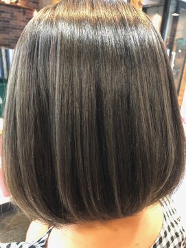 アーバンスーツ(Urban Suit) 外国人風カラー