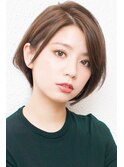 大人かわいいグレージュ小顔ナチュラルショートボブ