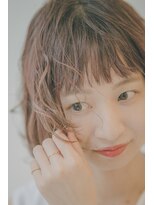 ノイエルオルト(neuer ort)&nbsp;うるツヤピンクベージュがかわいいボブパーマ