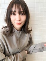 ソワリー 栄(THOiRY)&nbsp;THOiRY【女性らしい柔らかヘア】肩上でつくる外ハネミディ