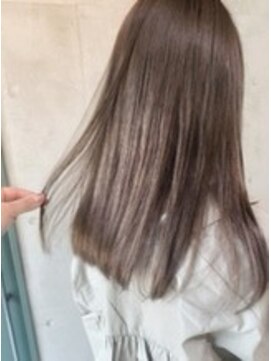 ソルトウォーター 南堀江(SALT WATER) ミディアム