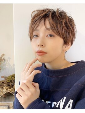 コリーナ(collina) 【collina代官山】kikuchi センターパートショートスタイル B