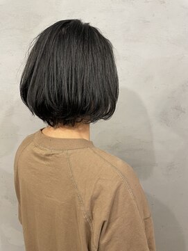 ルプスヘア(L.p.s hair) 白髪活かしデザインショートボブ