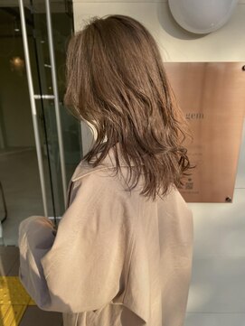 ジェムバイアルテフィーチェ(gem by artefice) ナチュラルグレージュ【韓国風レイヤー】