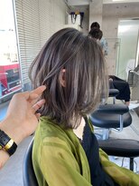 イキ 表参道(iki omotesando)&nbsp;モード/無造作ウェーブ/大人ガーリー[表参道駅]