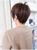 小顔補正立体カットcaaryショートヘア　小顔ボブ　くせ毛カット