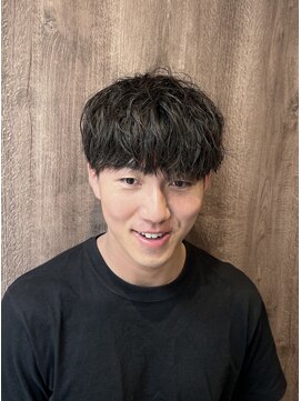 ミオスタイル 元町店 緩めショート