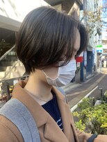毛流れパーマ　ハンサムショート
