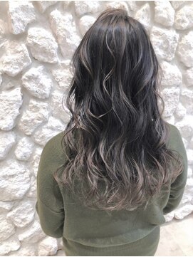 モアナ バイ ヘッドライト 沖縄南風原店(Moana by HEADLIGHT) Moana【南風原】#グラデーションカラー#ブリーチ#アッシュ