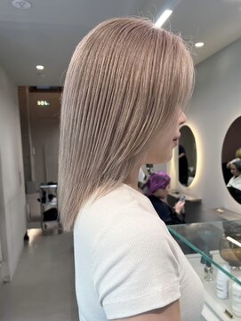 ソル ジングウマエ(SOL JINGUMAE) ミルクティーベージュヘーゼルベージュカラー顔周りレイヤー韓国