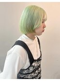 ミントグリーン