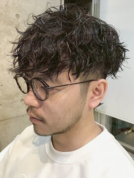 デプト(DEPT.) ツイストスパイラルパーマフェードメンズマッシュシャドウパーマ