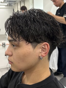 レボ 神宮寺店(Revo) 金沢メンズパーマ。扱いやすさナンバー1 シャドウパーマ
