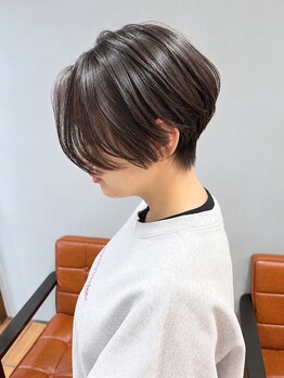 ヘア ユニック(HAIR UNIQUE)の写真/【日の町通り沿い】UNIQUEだから叶う、後ろ姿までキレイな360°似合わせショート!【ご新規様カット¥4950】