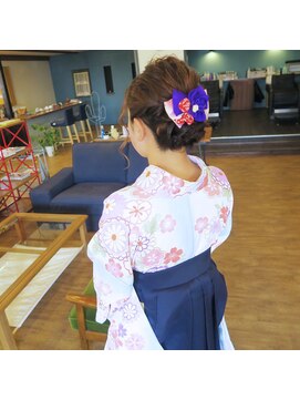 ブラウンヘアー(BROWN HAIR) 卒業ヘア