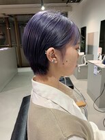 イズ(iss)&nbsp;#ショートヘア #ブリーチカラー #アメジスト