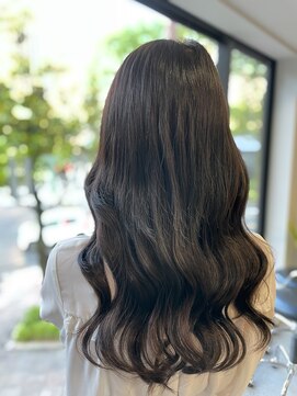 フツーロ 栄(FUTURO) ＃暗髪＃ロングヘア＃韓国＃韓国風＃ヨシンモリ＃名古屋美容室