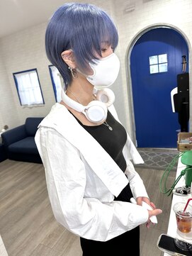 シェミール(CHEMIR) 大人可愛い小顔レイヤーマッシュウルフブルーカラー四日市