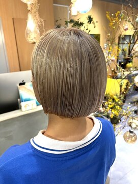シアン 大倉山店(CYAN) 夏が待ちきれない！圧倒的艶髪ミルクティカラーとボブ