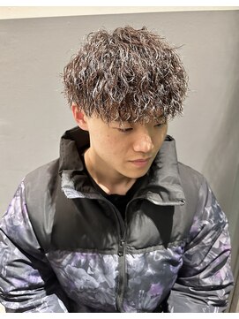 ノイセル 西本町(Noisyle) フェザーパーマスパイキーショートブルーブラックサーフカールy