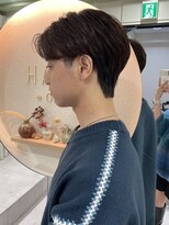 ハチ(HACHI)&nbsp;小顔に見える！？韓国で人気のダウンパーマ