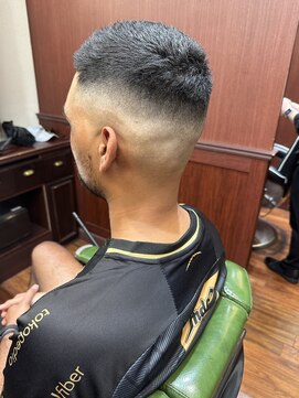 ブロートーキョー(BroTokyo) MEN'フェード眉毛ニュアンスパーマ韓国マッシュスペインカール