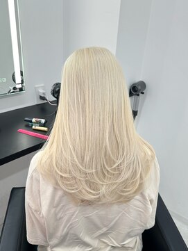 エゴ 池袋(EGO) ホワイトブロンド