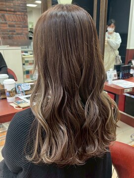 ヘアークリアー 川口鳩ケ谷 ロング うる艶アッシュカラー ミルクティーベージュ