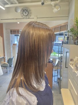 ネオリーブカフ 鶴ヶ峰店(Neolive caff) ミルクティーブラウン　ハイトーン　ダブルカラー