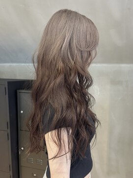 ニキータ(Nikiita) 〈ブランジュ/ルーツカラー〉