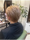 フェザーマッシュ×ミルクティーベージュ