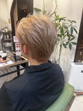 ヴィアンカ(Vianca) フェザーマッシュ×ミルクティーベージュ