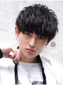 メンズマッシュ黒髪ツーブロック刈り上げショートニュアンスキン