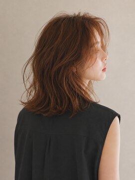 サーカス バイ ビュートリアム 青山(CIRCUS by BEAUTRIUM) くびれレイヤー ミディアム 抜け感 20代 30代 表参道 青山