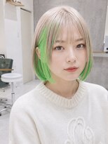 デイズ(days) デザインカラーボブ/ベージュにインナーグリーンカラー