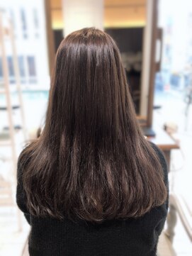 フローラビューティーヘアー(Flora Beauty Hair) コバルトブルー/20代/30代/40代/50代/岡山/表町