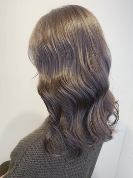 ノース イースト 高円寺店(north east) グレージュ