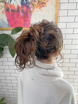 リール(THE RIRE.) *THE RIRE. ゆるふわポニーテールアレンジ*