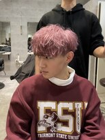 アンダーバーホワイト(_WHITE)&nbsp;無造作マッシュ【ハイトーンピンク】