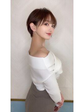 ロンド ストラーダ 心斎橋(Lond strada) ショート×ハイライト白髪ぼかし×シルキーベージュ[心斎橋]